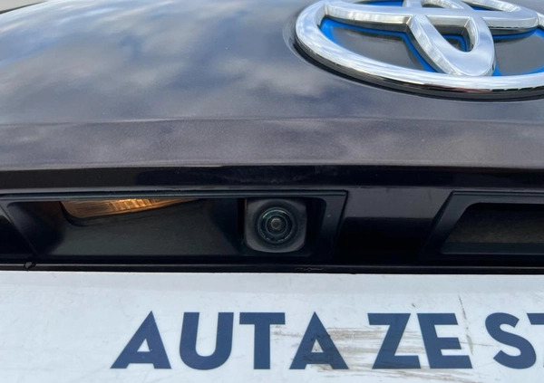 Toyota Corolla cena 86900 przebieg: 177932, rok produkcji 2019 z Olszyna małe 211